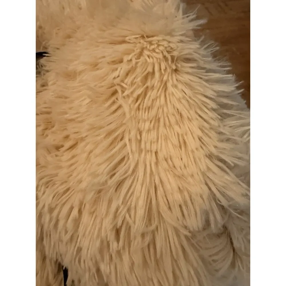 Pelsbarn Luxurious Cozy Car Bed For Dogs XS/S Beige NWOT Safe In Car